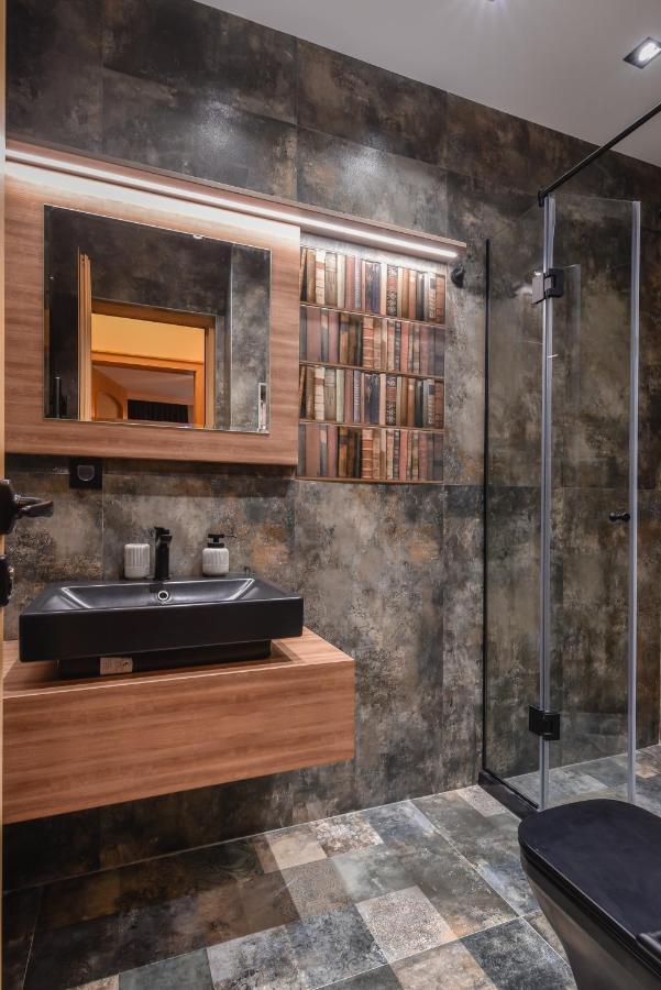Sofia Dream Apartment - The Library - 3-Bdr, 2-Bthr By Flat Mаnager Экстерьер фото